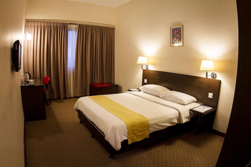 Hotel Tanjong Vista Куала Теренгану Екстериор снимка